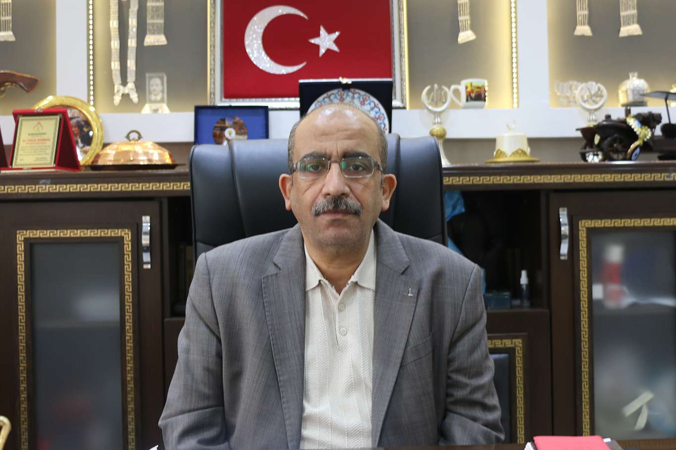 Kuyumculardan talep edilen 500 gram altın teminatı şartı taslaktan kaldırıldı Kuyumculardan talep edilen 500 gram altın teminatı şartı taslaktan kaldırıldı